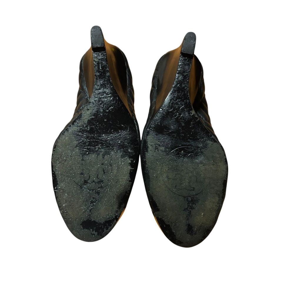 Tory Burch Kaitlin Wedge in Black and Gold- Size 7 - Picture 7 of 8